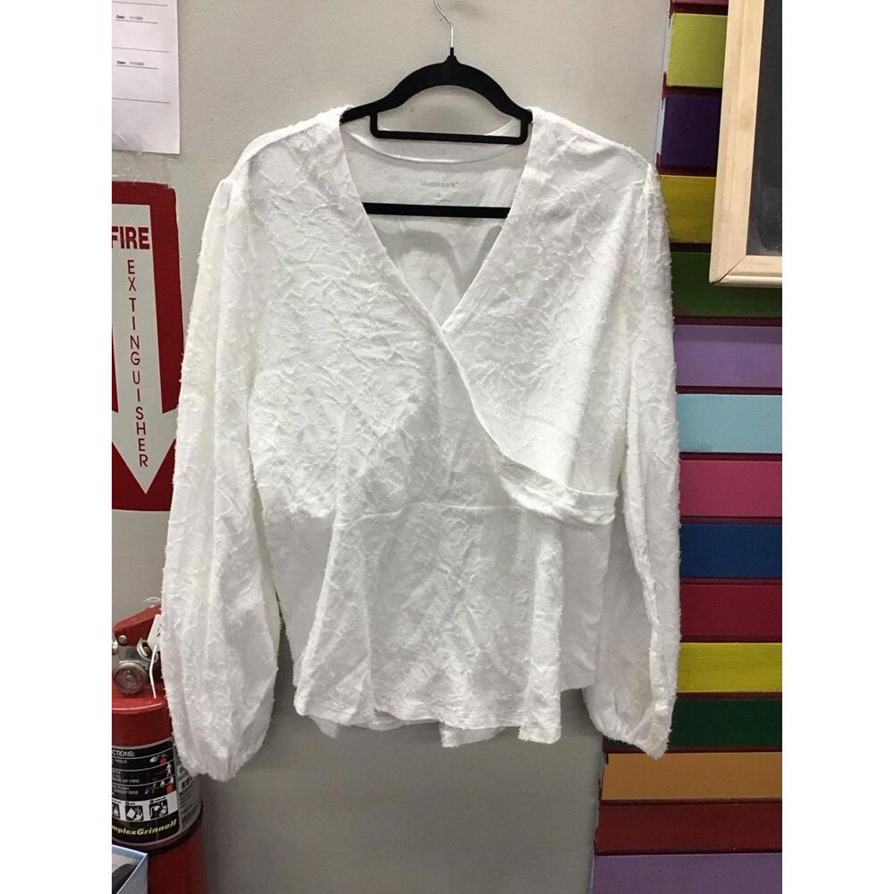 Studio park womens white wrap shirt super soft large new from HSN